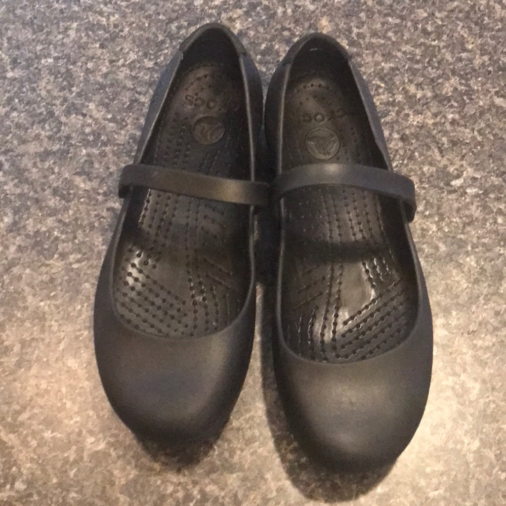 Crocs black Mary Jane ballet flats size 11